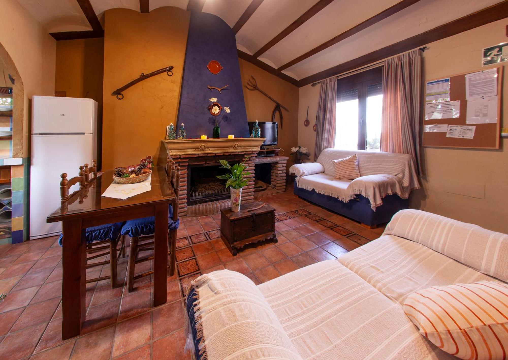 Apartamentos La Granja Hinojares ภายนอก รูปภาพ