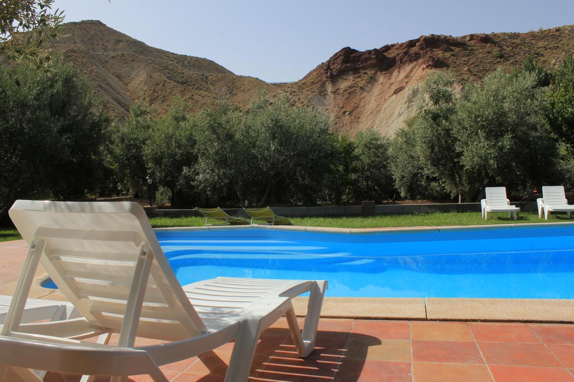 Apartamentos La Granja Hinojares ภายนอก รูปภาพ