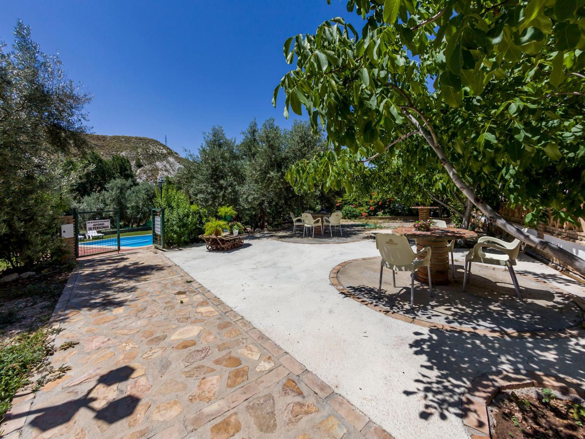 Apartamentos La Granja Hinojares ภายนอก รูปภาพ