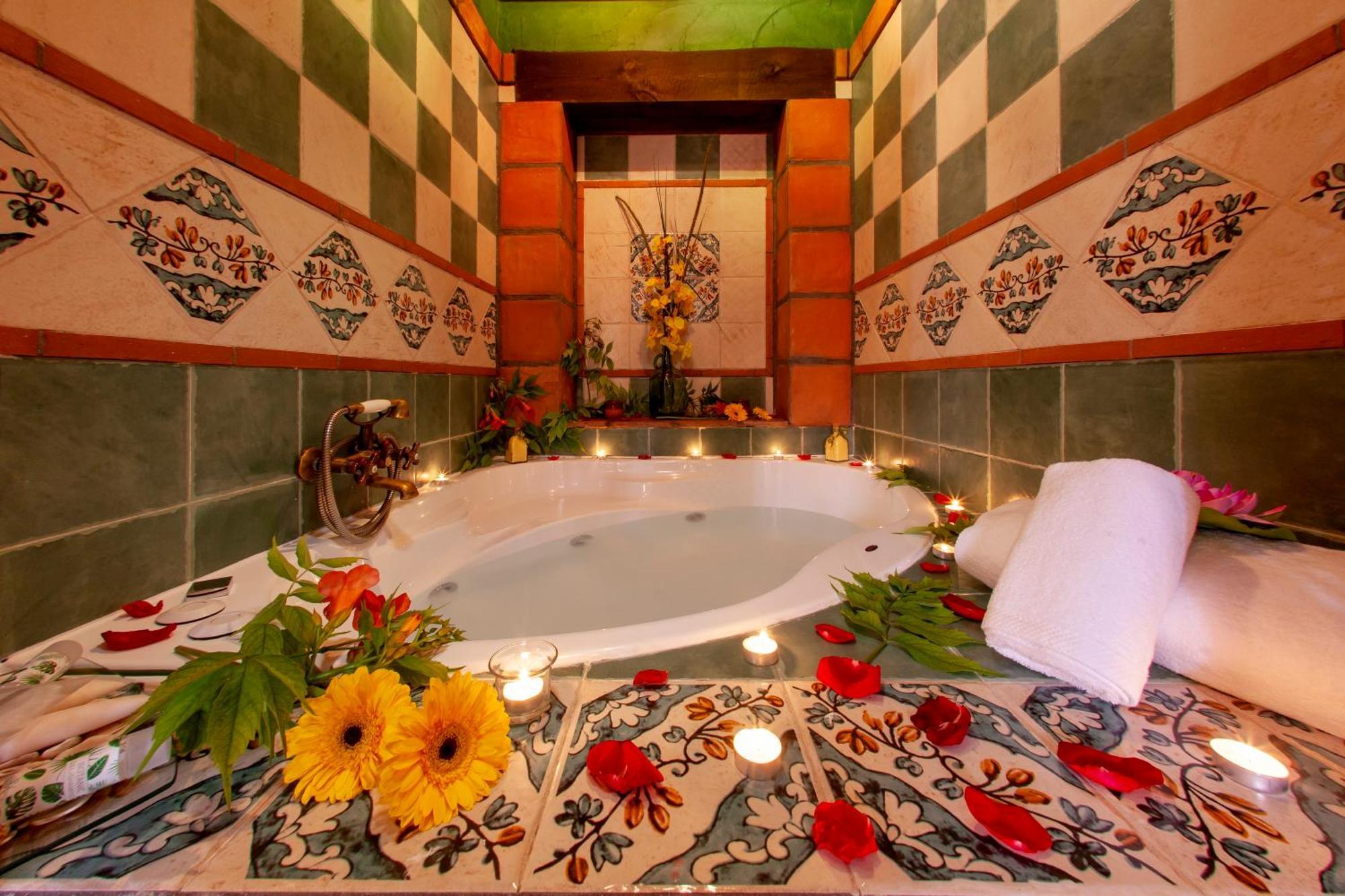 Apartamentos La Granja Hinojares ภายนอก รูปภาพ