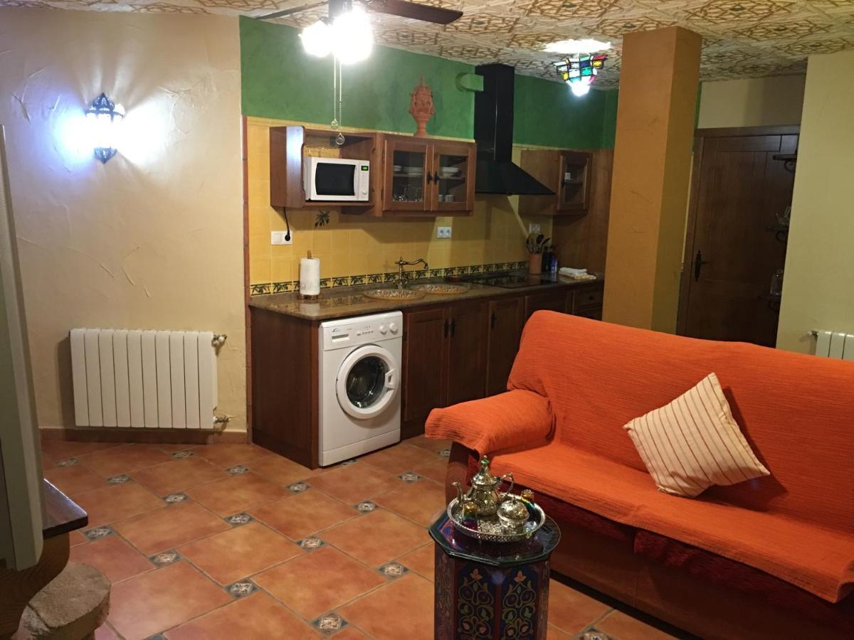 Apartamentos La Granja Hinojares ภายนอก รูปภาพ